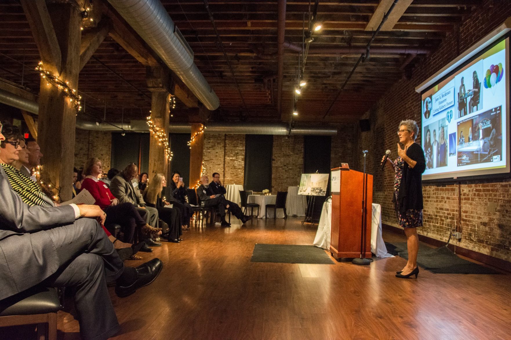 Jane Beckman, Honoree, speaks at the event